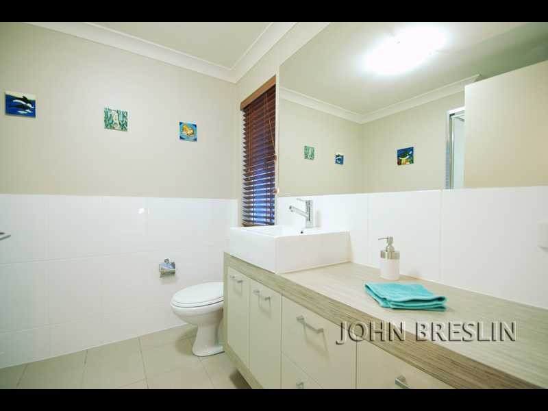 18 Kershan Street, Mudgeeraba QLD 4213