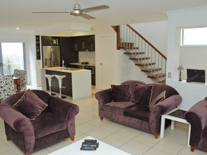 107 Tours Way, Burleigh Waters QLD 4220