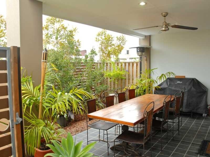 107 Tours Way, Burleigh Waters QLD 4220