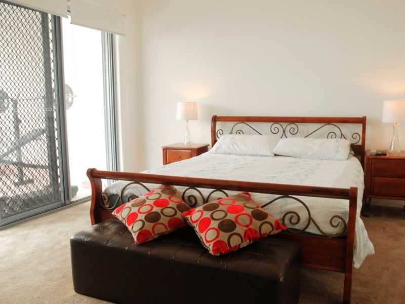 107 Tours Way, Burleigh Waters QLD 4220