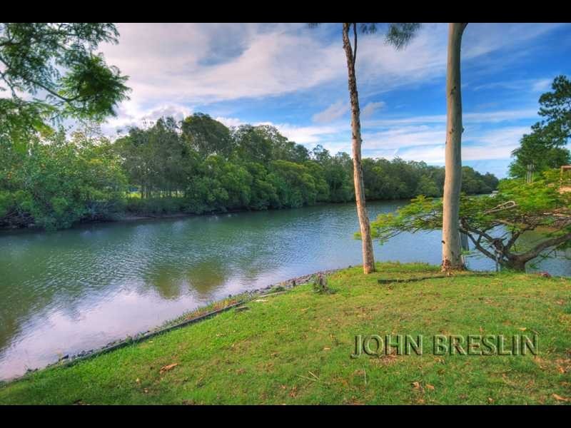 15 Costa Court, Broadbeach Waters QLD 4218