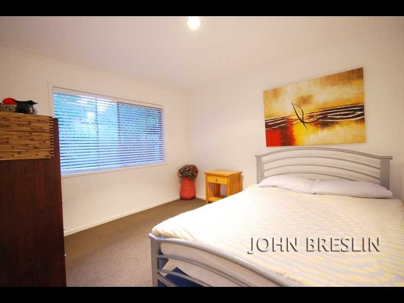 15 Costa Court, Broadbeach Waters QLD 4218