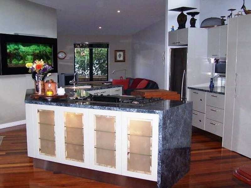 26 Acanthus Ave, Burleigh Waters QLD 4220