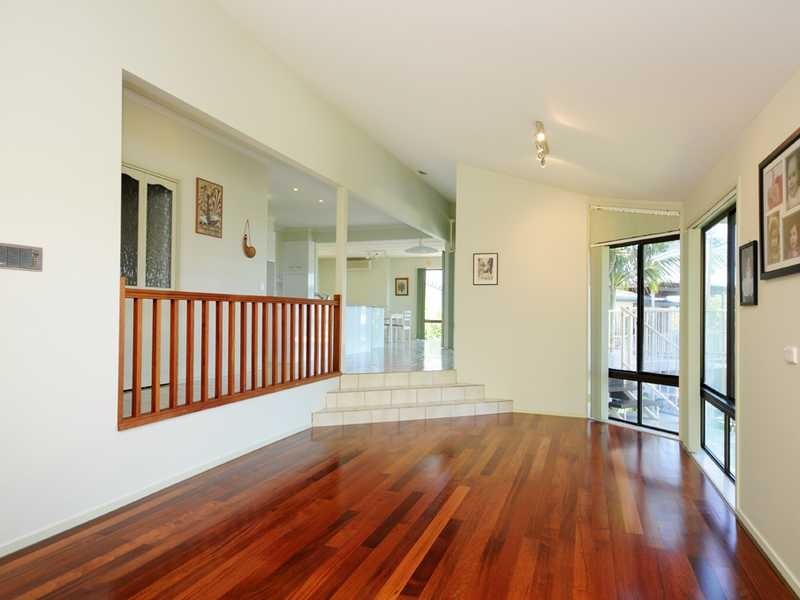 36 Doubleview Drive, Elanora QLD 4221