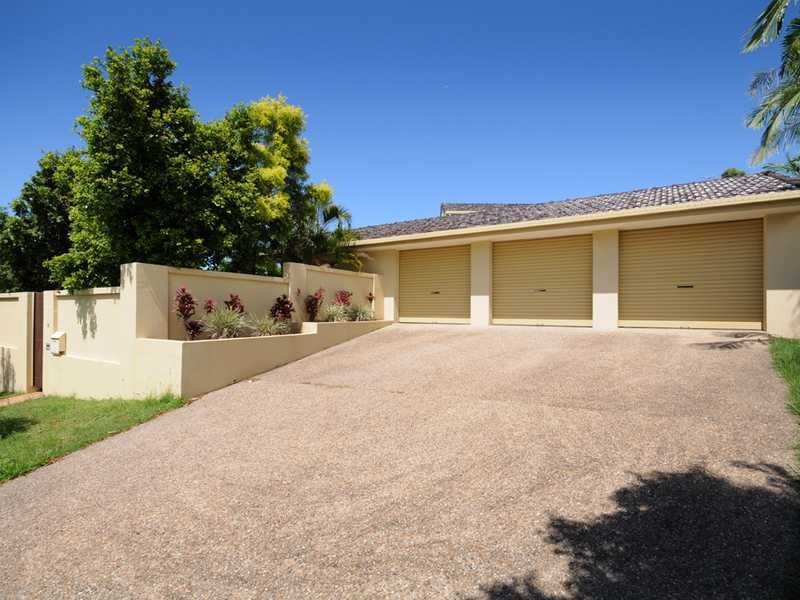 36 Doubleview Drive, Elanora QLD 4221