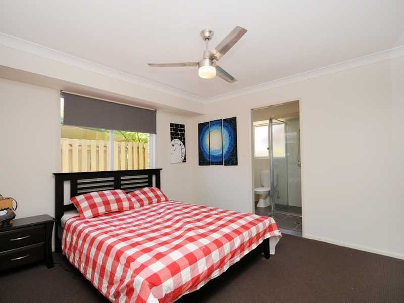 11 Thornbill Place, Burleigh Waters QLD 4220