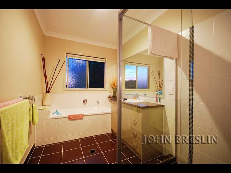 20 Boambee Court, Reedy Creek QLD 4227