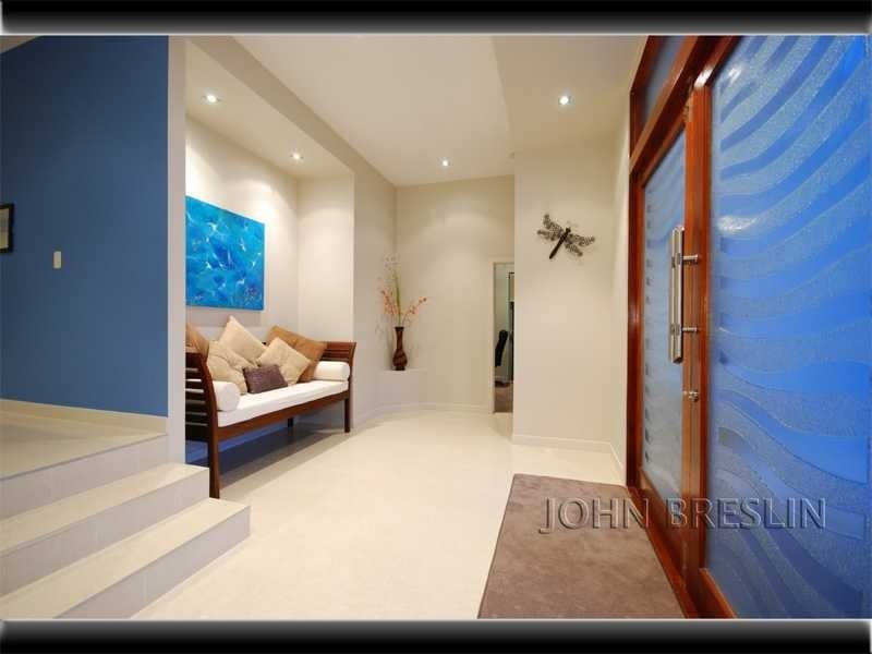 10 Skyburnett St, Reedy Creek QLD 4227