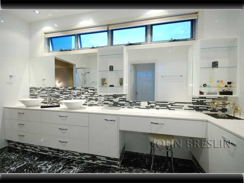 10 Skyburnett St, Reedy Creek QLD 4227