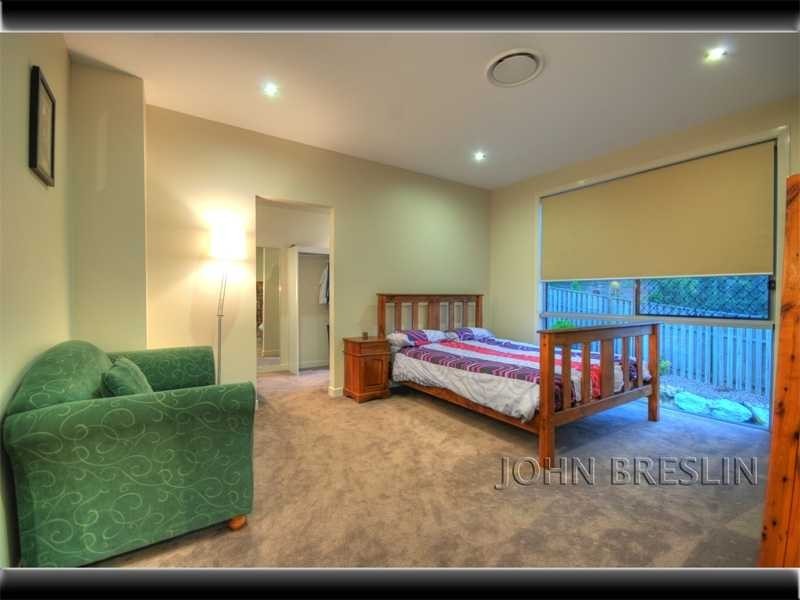 10 Skyburnett St, Reedy Creek QLD 4227