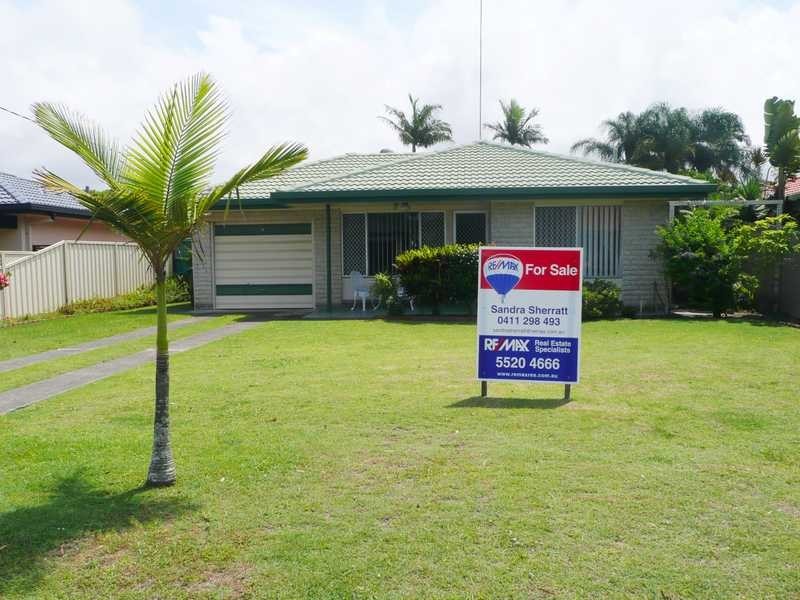 36 Aruma Ave, Burleigh Waters QLD 4220