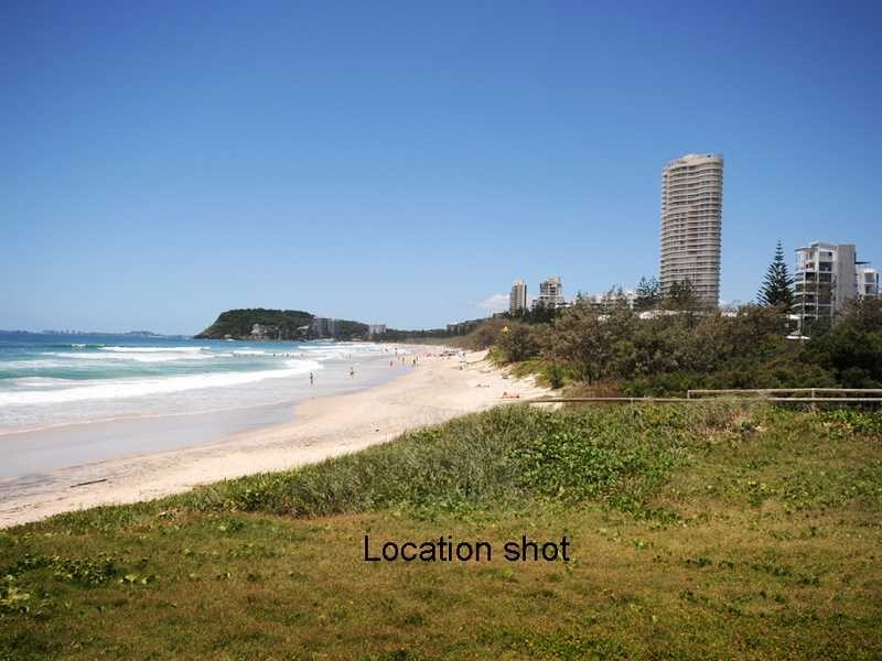 210/1 Toombul Ave, Burleigh Heads QLD 4220