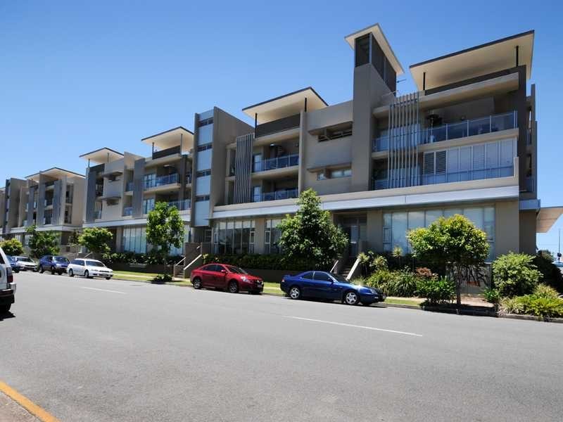 210/1 Toombul Ave, Burleigh Heads QLD 4220