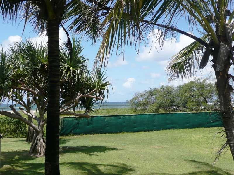 3 Jefferson Lane, Palm Beach QLD 4221