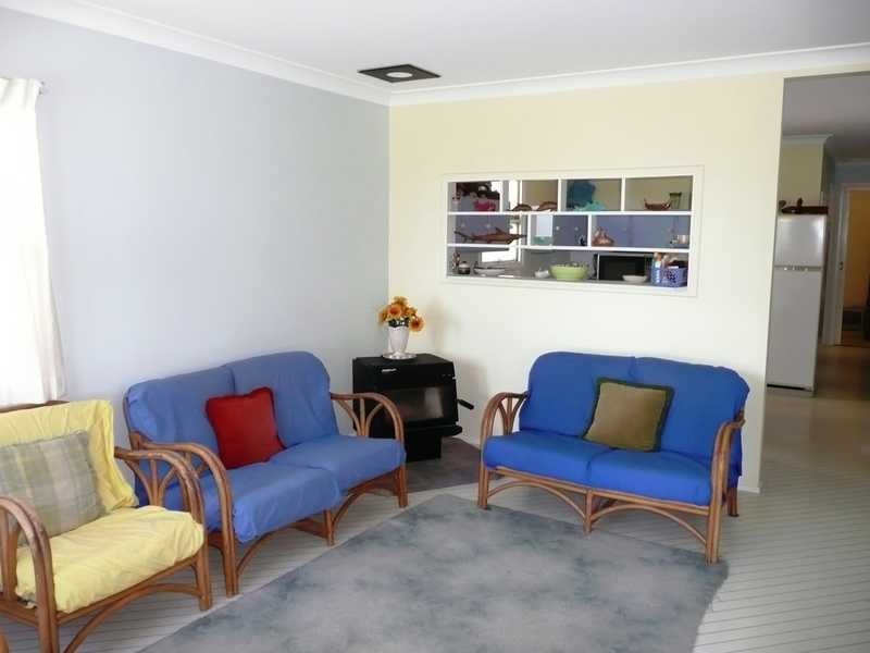 3 Jefferson Lane, Palm Beach QLD 4221