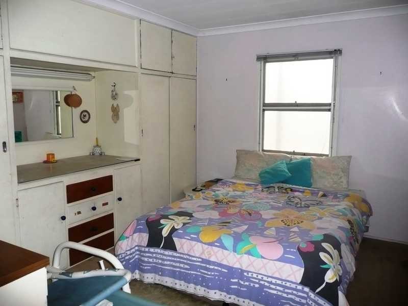 3 Jefferson Lane, Palm Beach QLD 4221