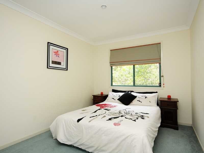 4/2 Ridgevista Crt, Reedy Creek QLD 4227