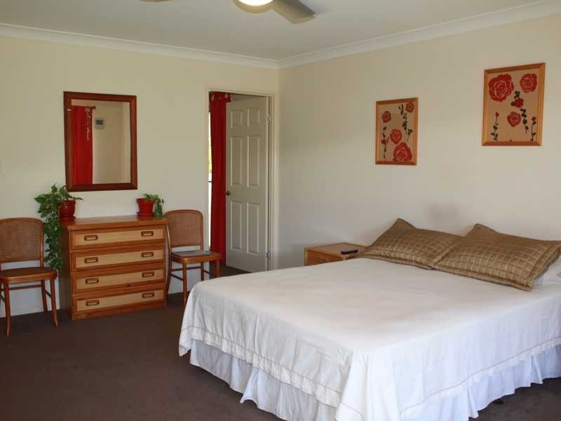 6 Skyburnett St, Reedy Creek QLD 4227