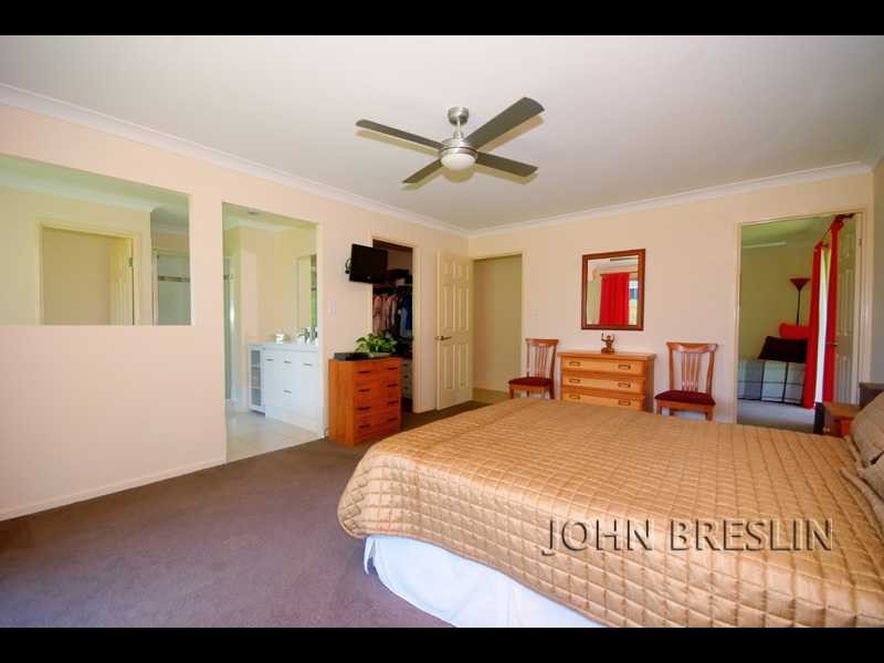 6 Skyburnett St, Reedy Creek QLD 4227