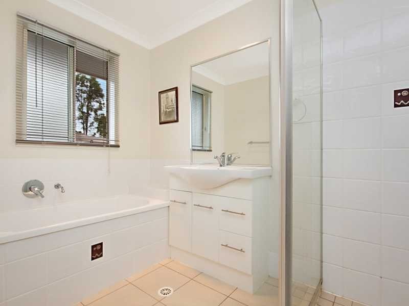 54-56 Carrigan Way, Gleneagle QLD 4285