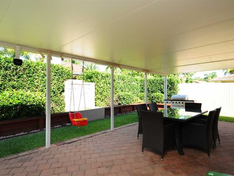 33 Lakeridge Drive, Varsity Lakes QLD 4227