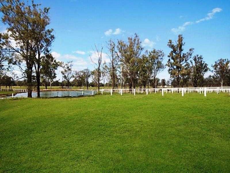 43 Summerlands Lane, Harrisville QLD 4307