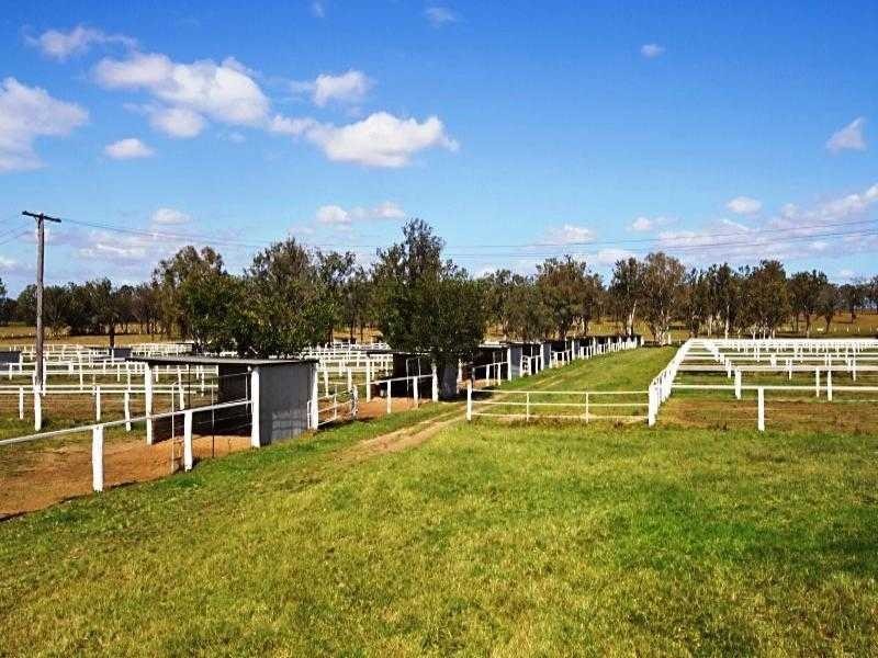 43 Summerlands Lane, Harrisville QLD 4307