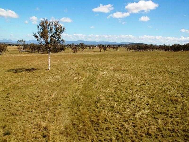 43 Summerlands Lane, Harrisville QLD 4307