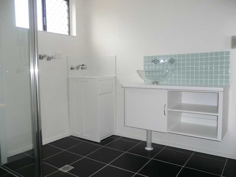 1/30 Duet Drive, Mermaid Waters QLD 4218