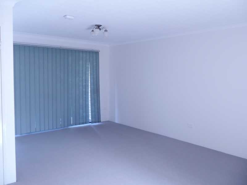 1/30 Duet Drive, Mermaid Waters QLD 4218