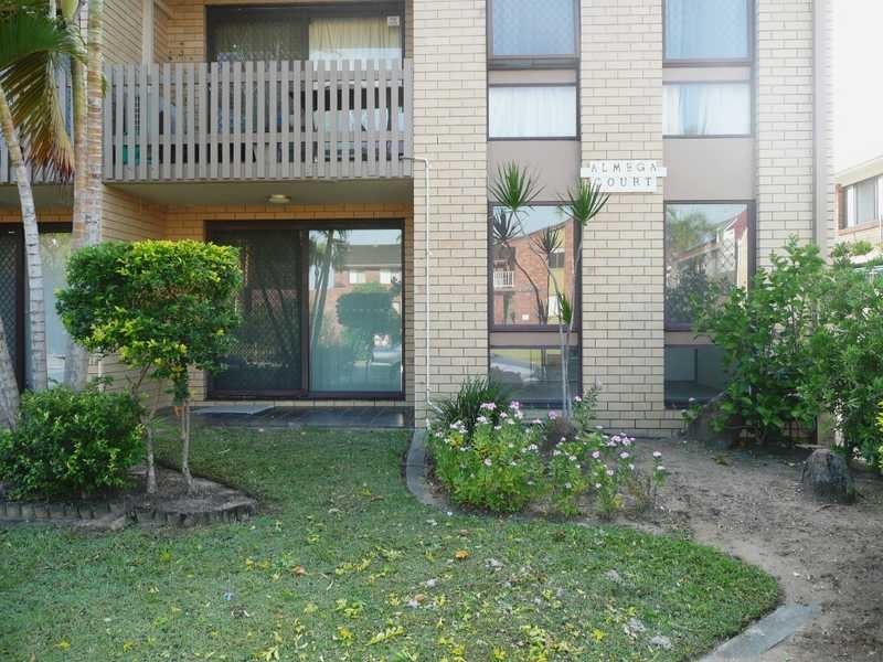 1/30 Duet Drive, Mermaid Waters QLD 4218