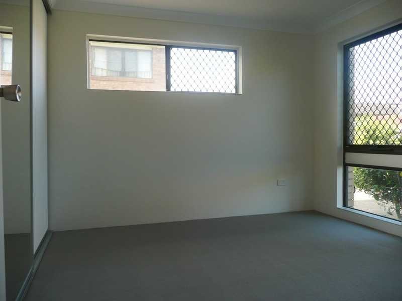 1/30 Duet Drive, Mermaid Waters QLD 4218