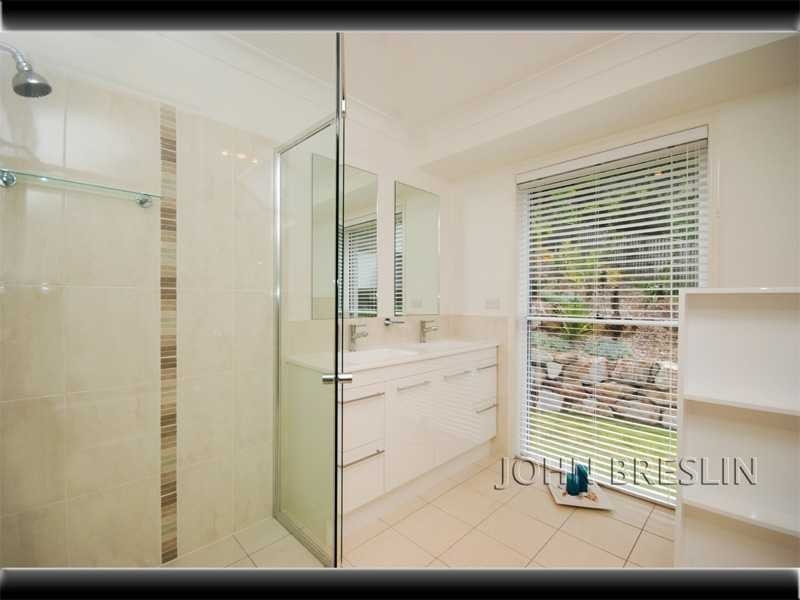 36 Grove Creek Close, Reedy Creek QLD 4227