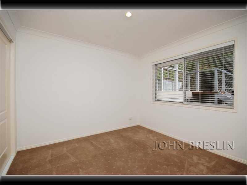 36 Grove Creek Close, Reedy Creek QLD 4227