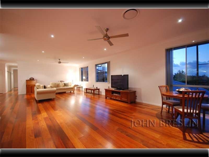 2 Culgoora Crescent, Reedy Creek QLD 4227