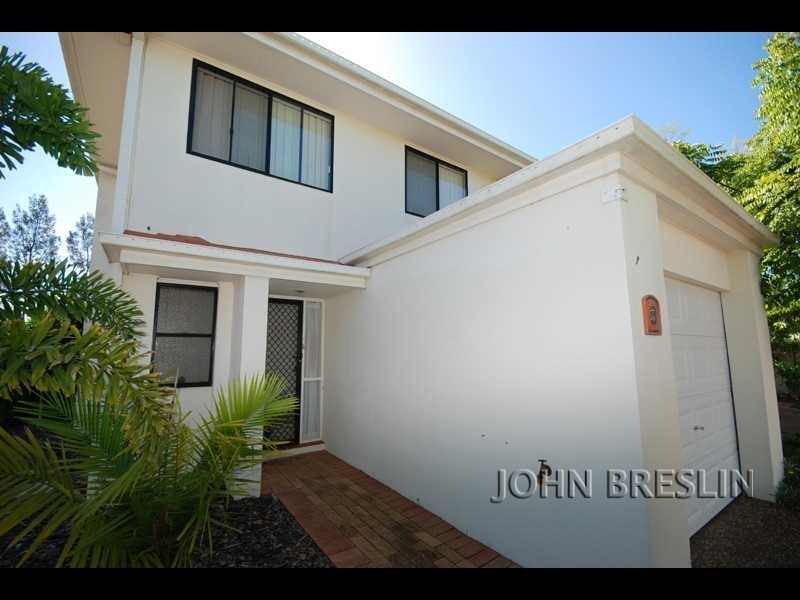 8/323 Christine Ave, Varsity Lakes QLD 4227