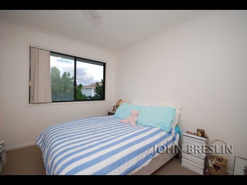 8/323 Christine Ave, Varsity Lakes QLD 4227