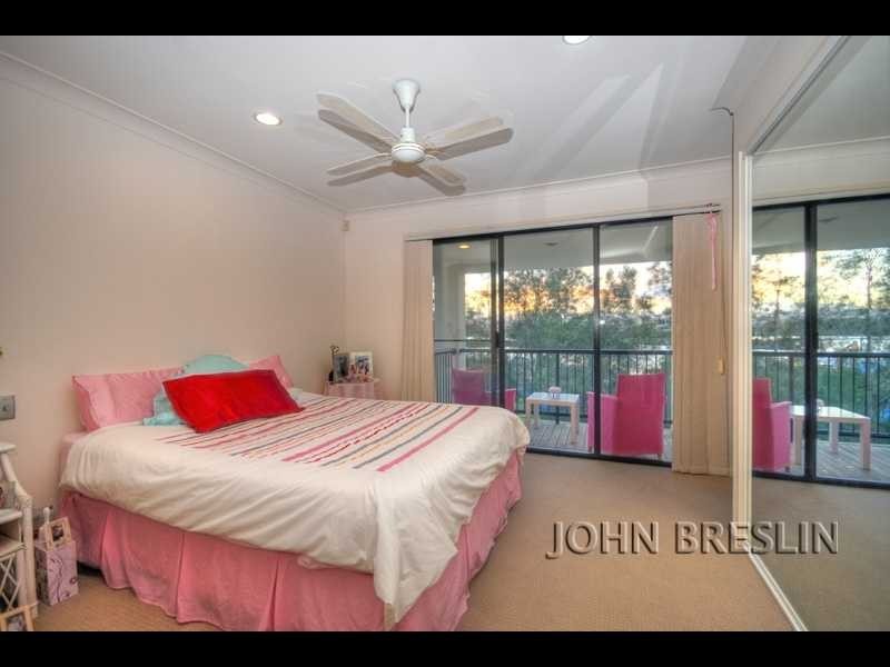 8/323 Christine Ave, Varsity Lakes QLD 4227