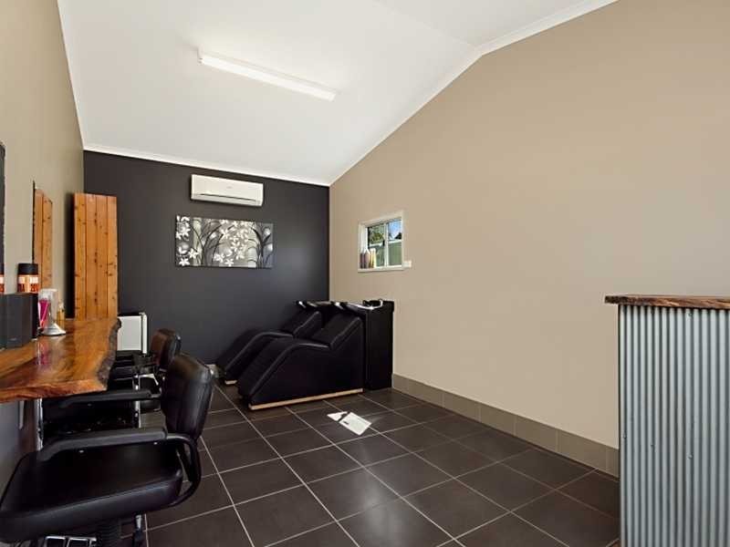 84 Mount Lindsay Highway, Gleneagle QLD 4285
