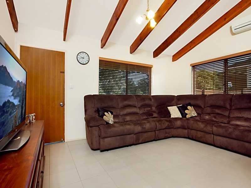 84 Mount Lindsay Highway, Gleneagle QLD 4285