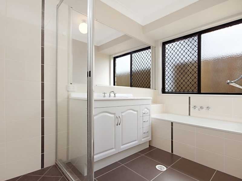 4 Highwood Court, Jimboomba QLD 4280