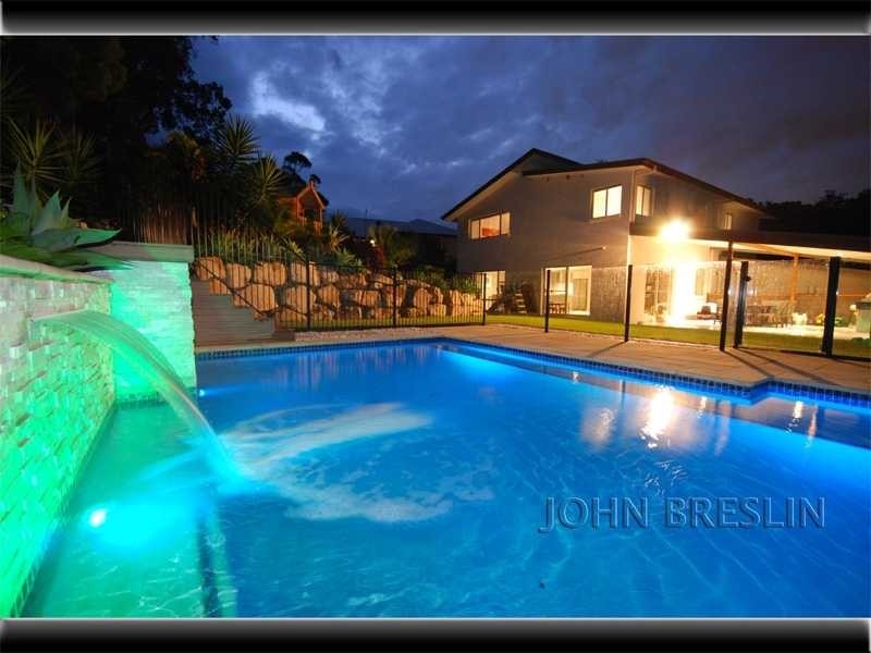 8 Grove Creek Close, Reedy Creek QLD 4227