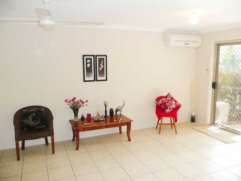 63/220 Christine Ave, Burleigh Waters QLD 4220