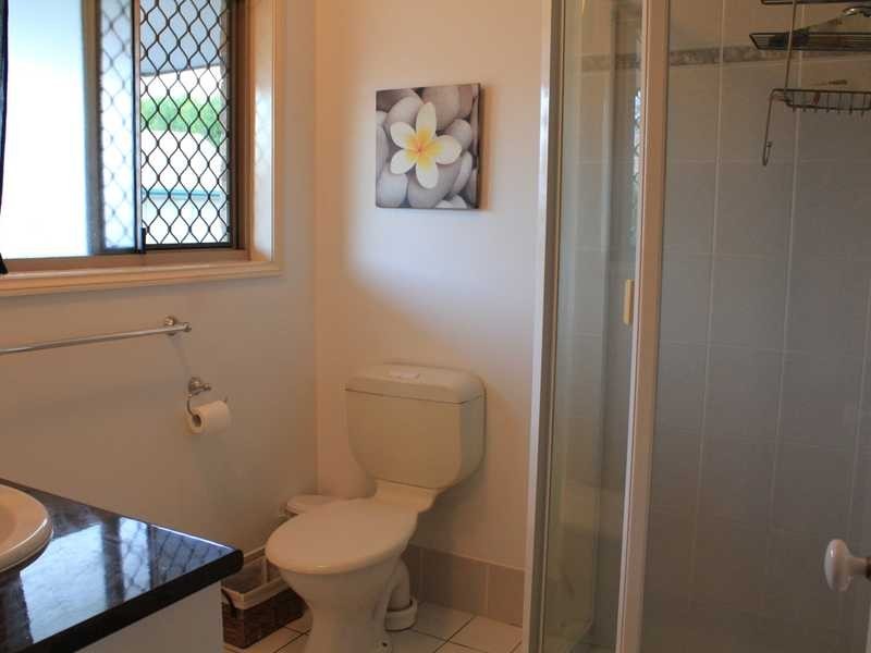 63/220 Christine Ave, Burleigh Waters QLD 4220