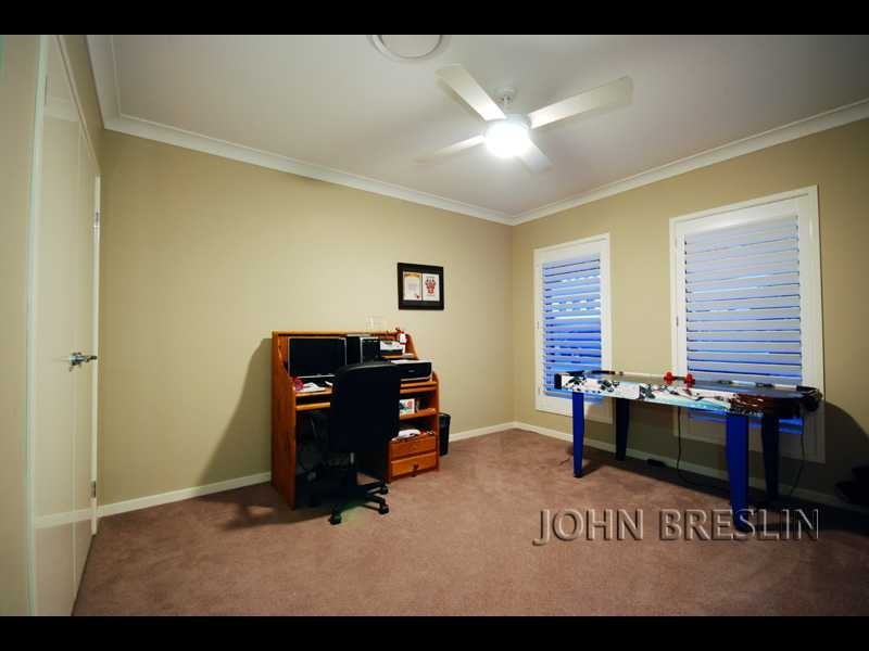 27 Camarillo Cct, Reedy Creek QLD 4227