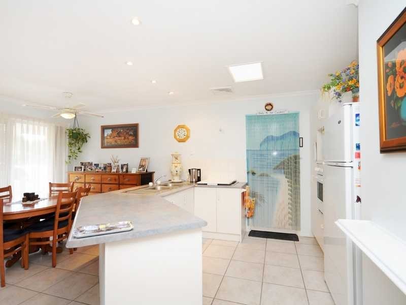 2/30 Yodelay Street, Varsity Lakes QLD 4227