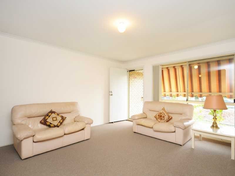 2/55 Village Way, Oxenford QLD 4210