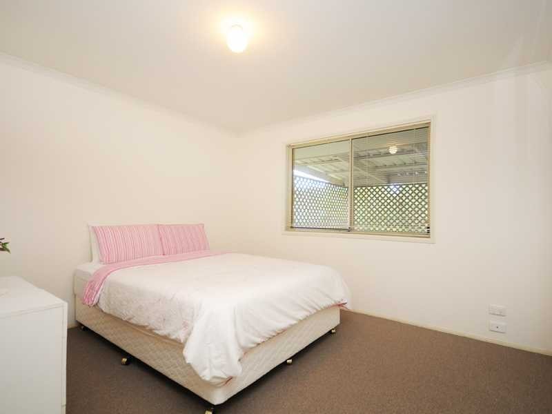 2/55 Village Way, Oxenford QLD 4210