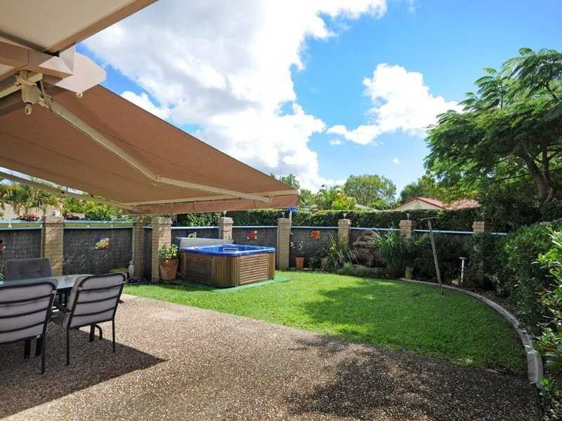 30 Yodelay Street, Varsity Lakes QLD 4227