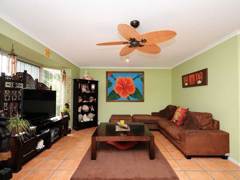 30 Yodelay Street, Varsity Lakes QLD 4227